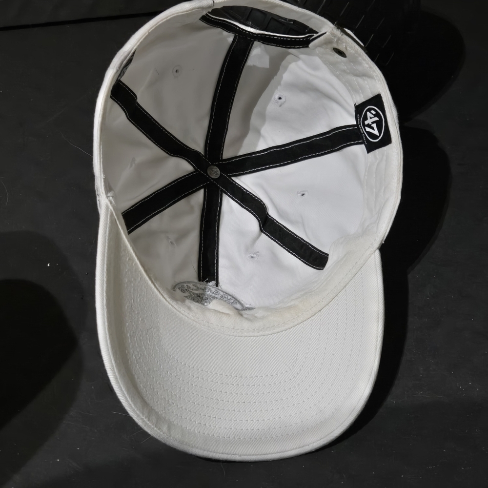 White Embroidered Cap - Picture 6 of 6